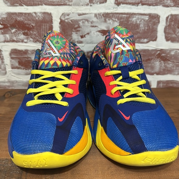 Nike Freak 4 SE Basketball Shoes Youth Sz 6Y - Picture 6 of 10